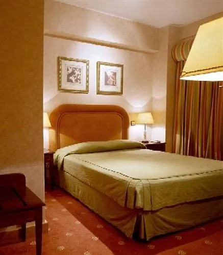 VIP Inn Berna Hotel Lissabon 3*,